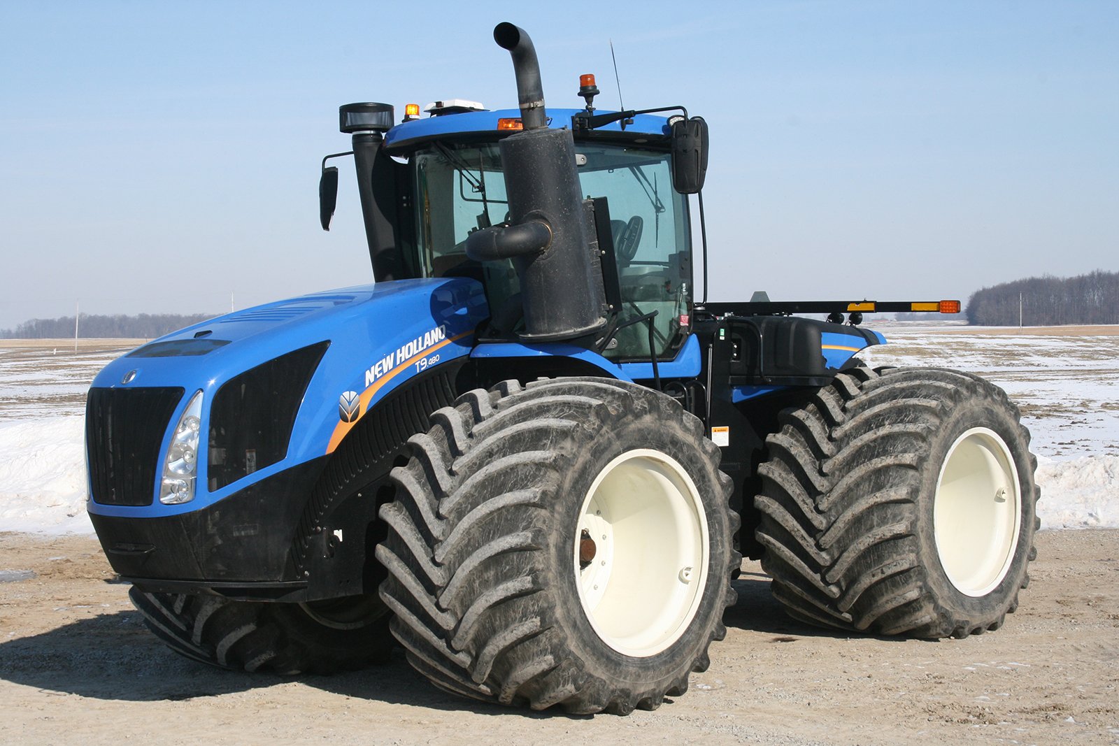 Property photo 15 - FARM EQUIPMENT AUCTION IN GENEVA, IN