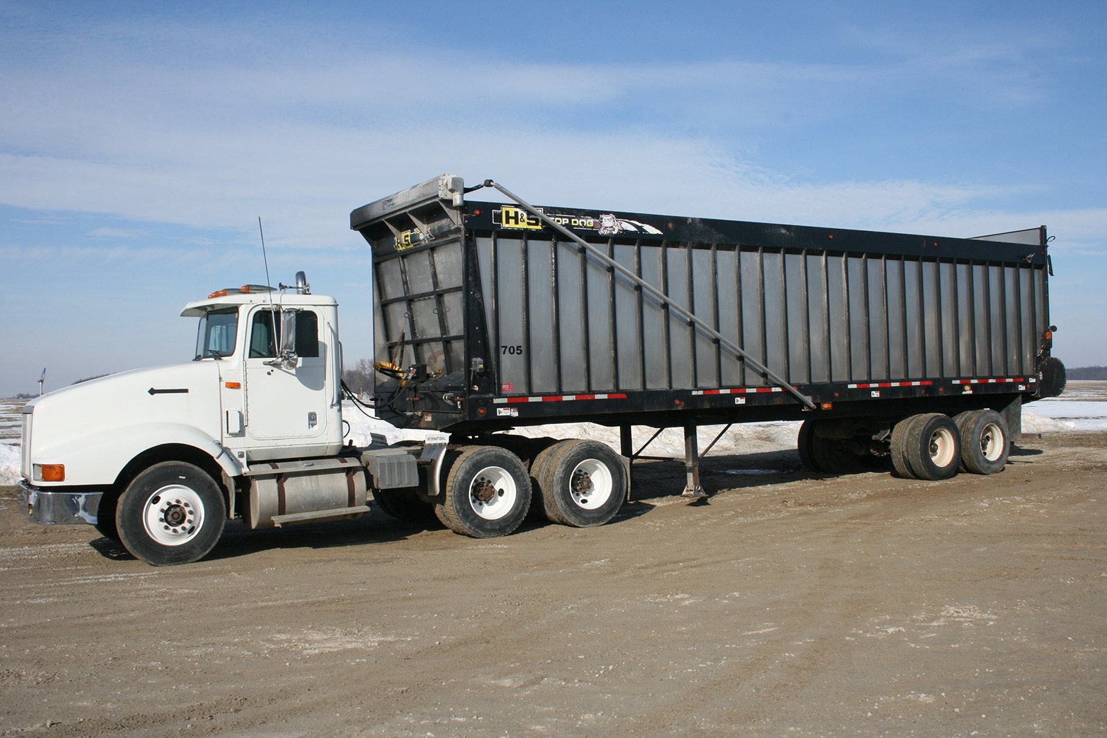 Property photo 47 - FARM EQUIPMENT AUCTION IN GENEVA, IN