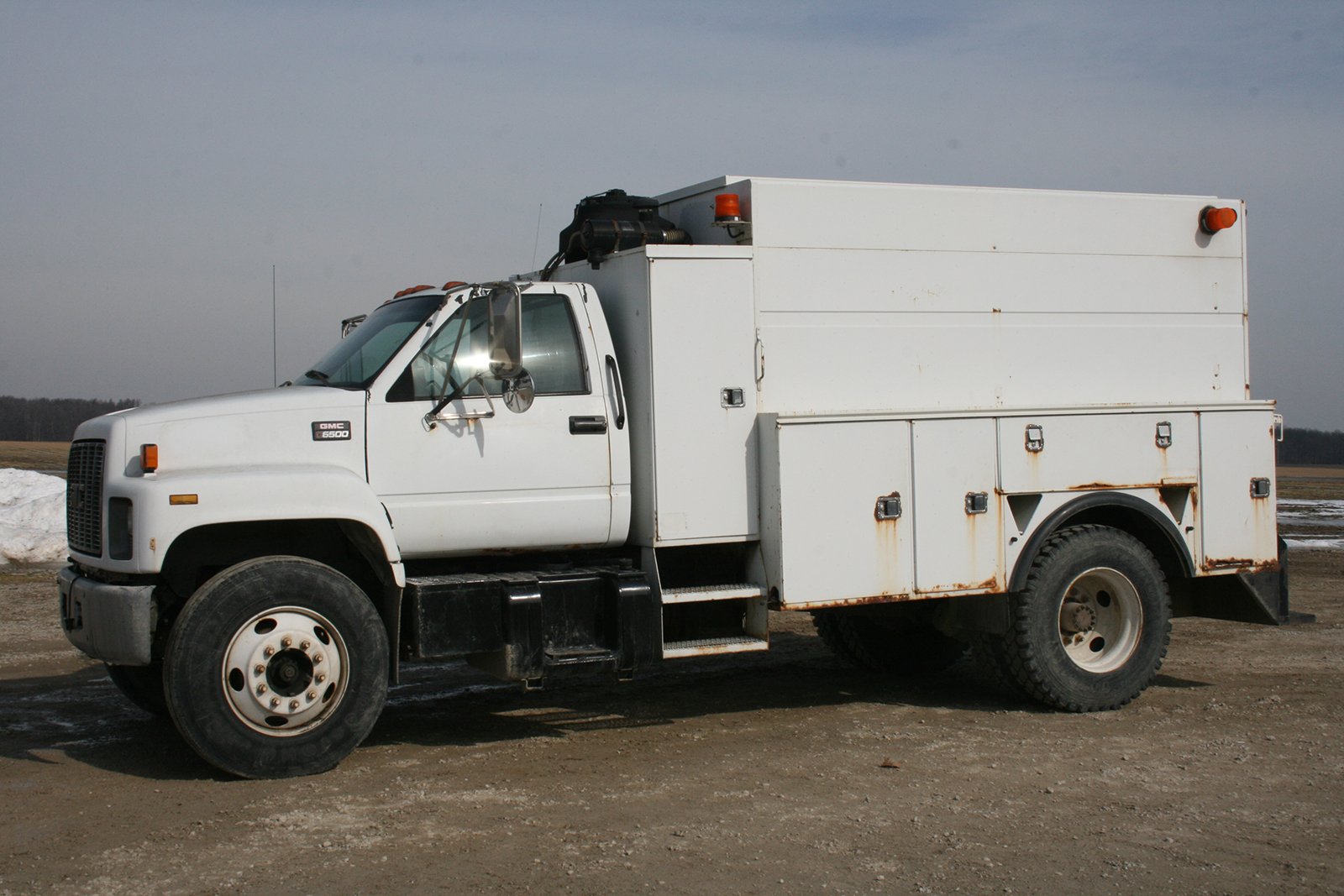Property photo 70 - FARM EQUIPMENT AUCTION IN GENEVA, IN