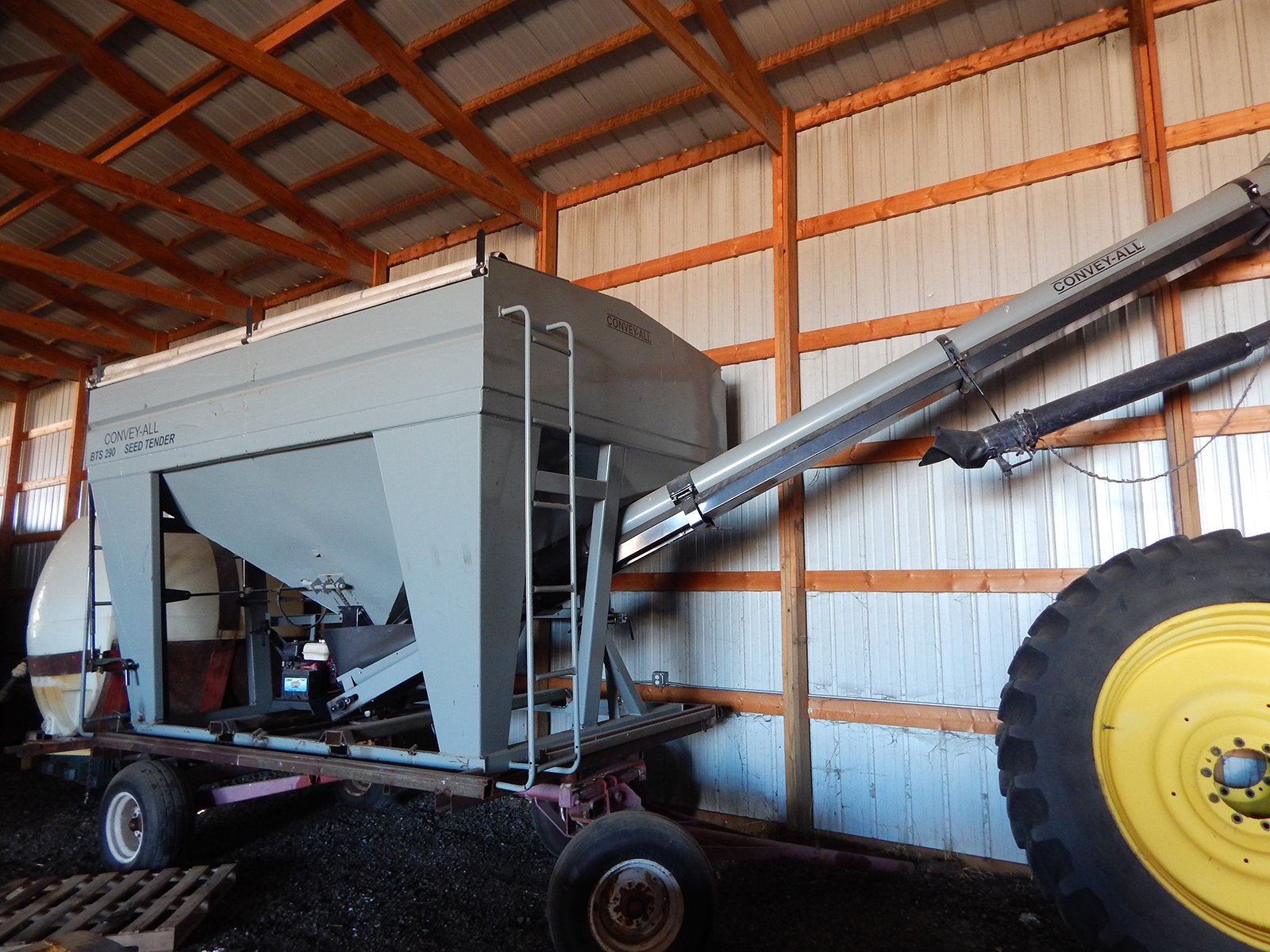 Property photo 18 - ABSOLUTE FARM EQUIPMENT AUCTION IN LAKE COUNTY, IN