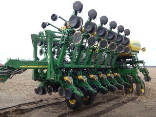 Property photo 22 - ABSOLUTE FARM EQUIPMENT AUCTION IN LAKE COUNTY, IN