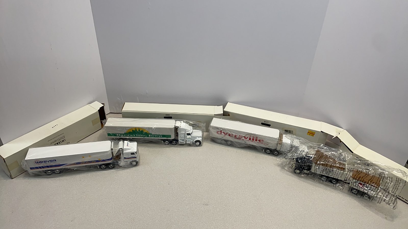 Property photo 26 - AREA COLLECTORS ONLINE ONLY AUCTION IN FORT WAYNE, IN