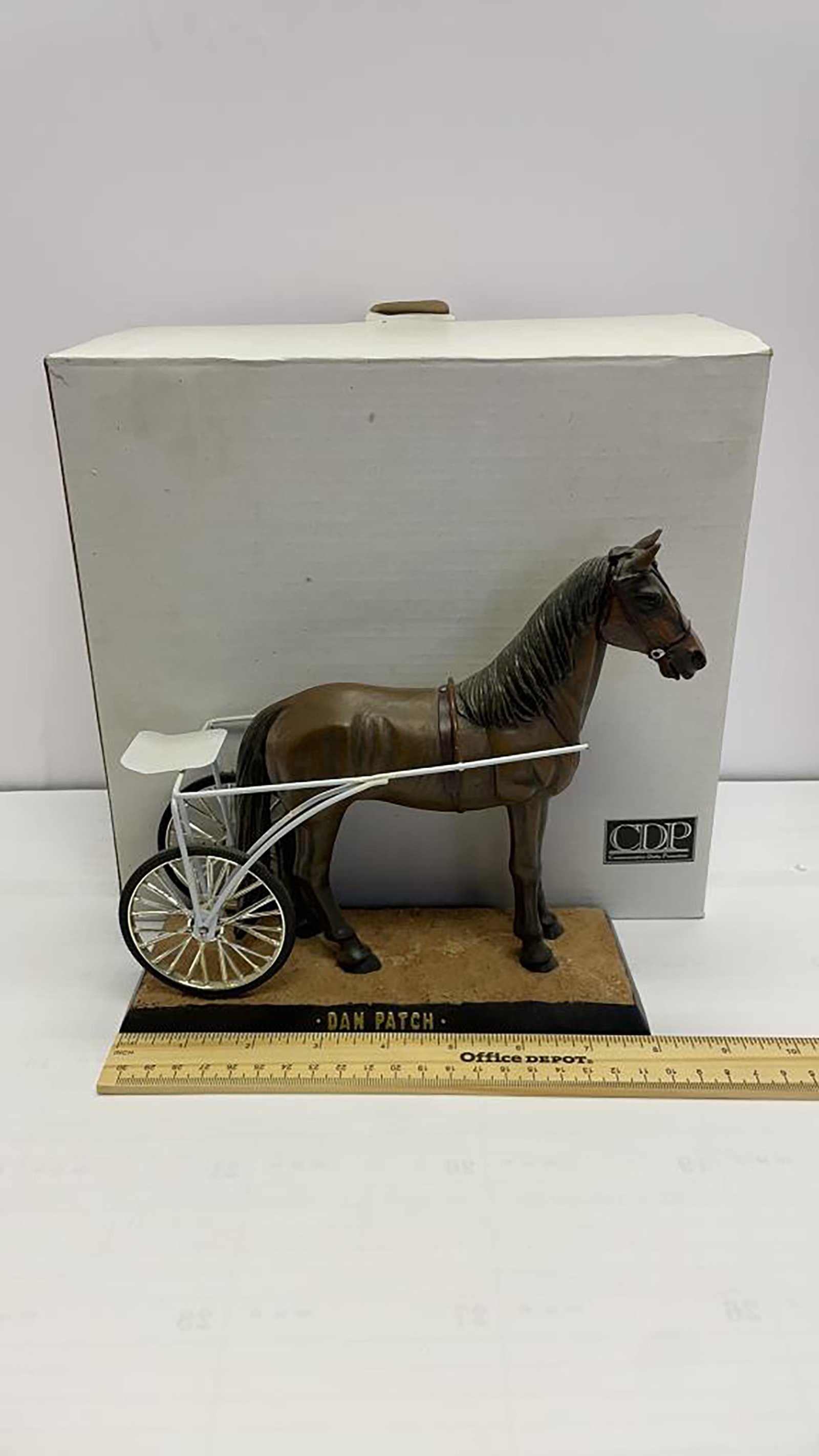 Property photo 233 - AREA COLLECTORS ONLINE ONLY AUCTION IN FORT WAYNE, IN