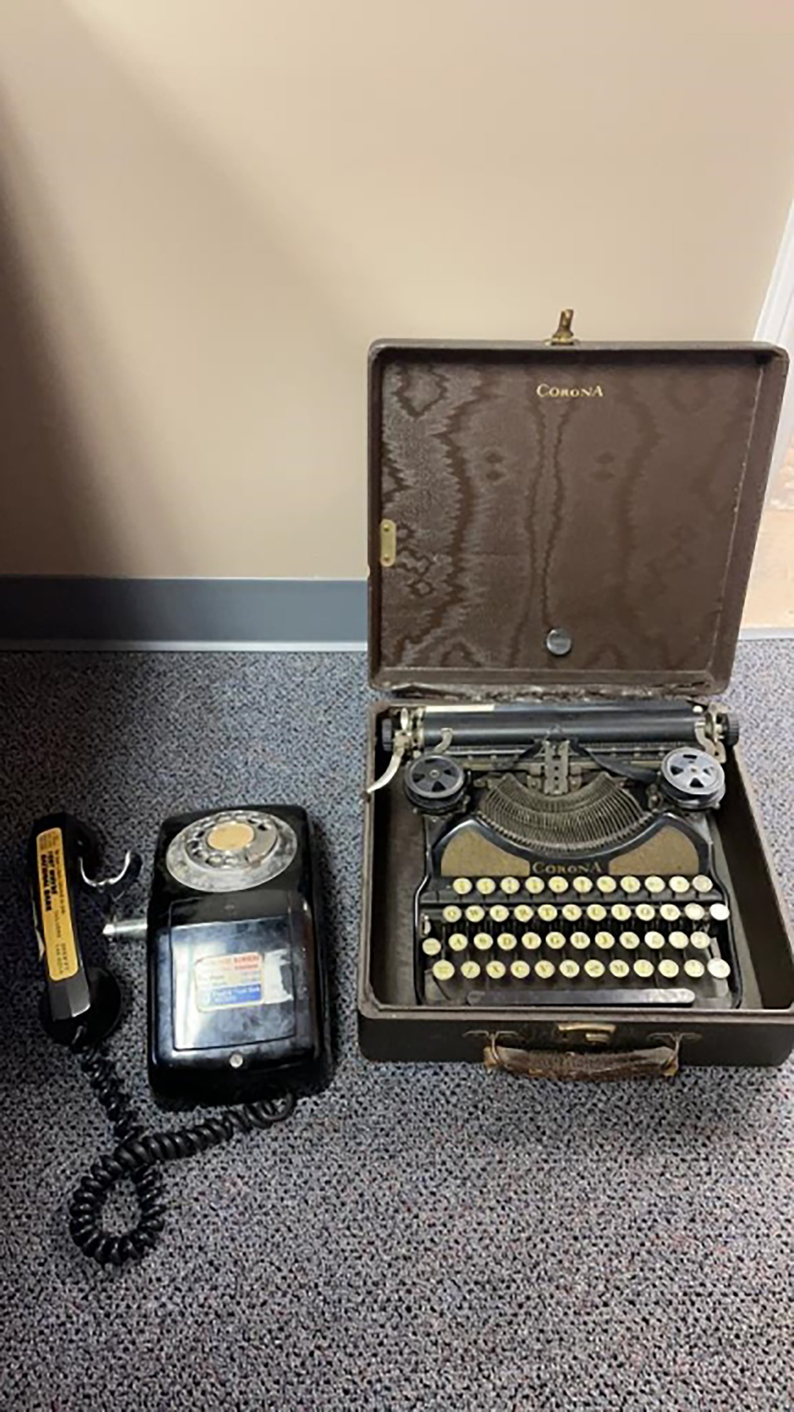 Property photo 246 - AREA COLLECTORS ONLINE ONLY AUCTION IN FORT WAYNE, IN