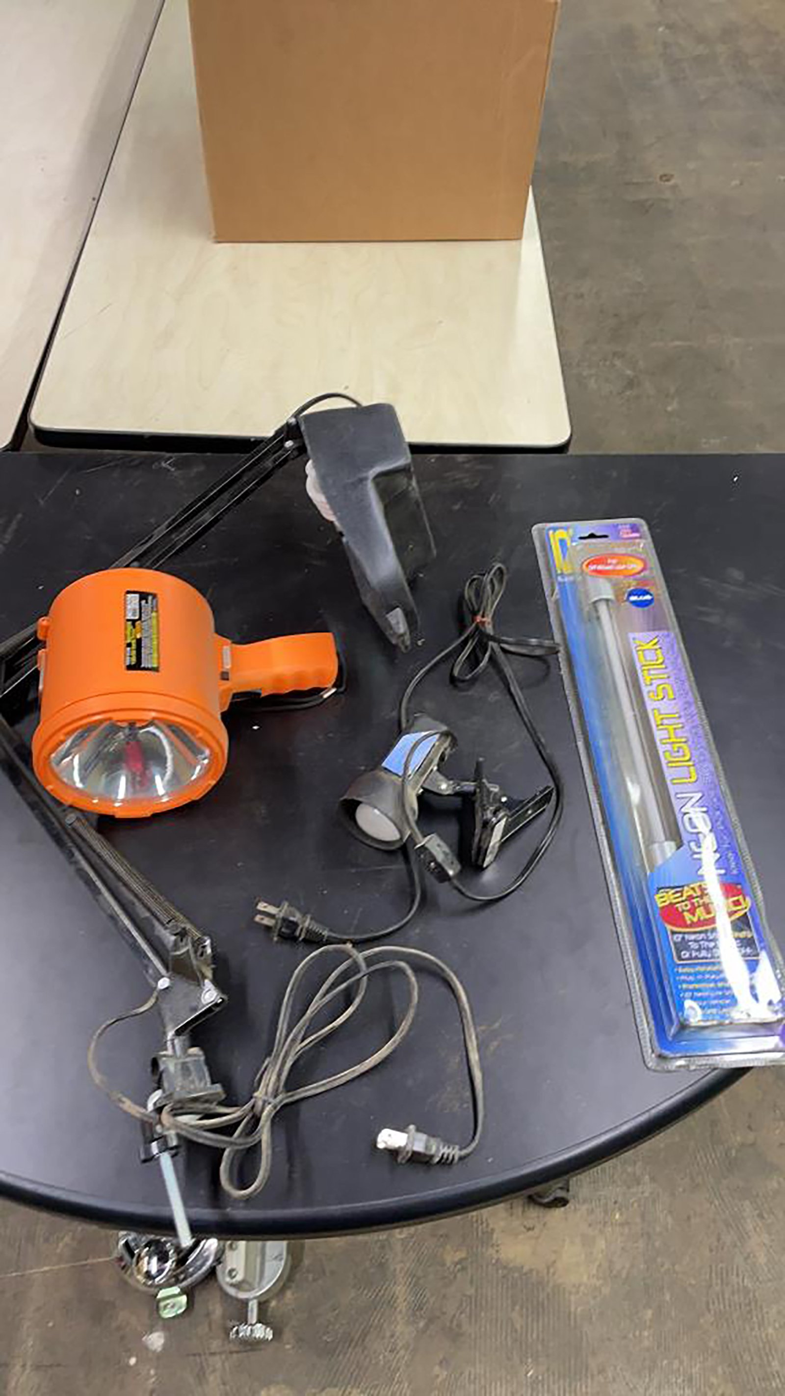 Property photo 268 - AREA COLLECTORS ONLINE ONLY AUCTION IN FORT WAYNE, IN
