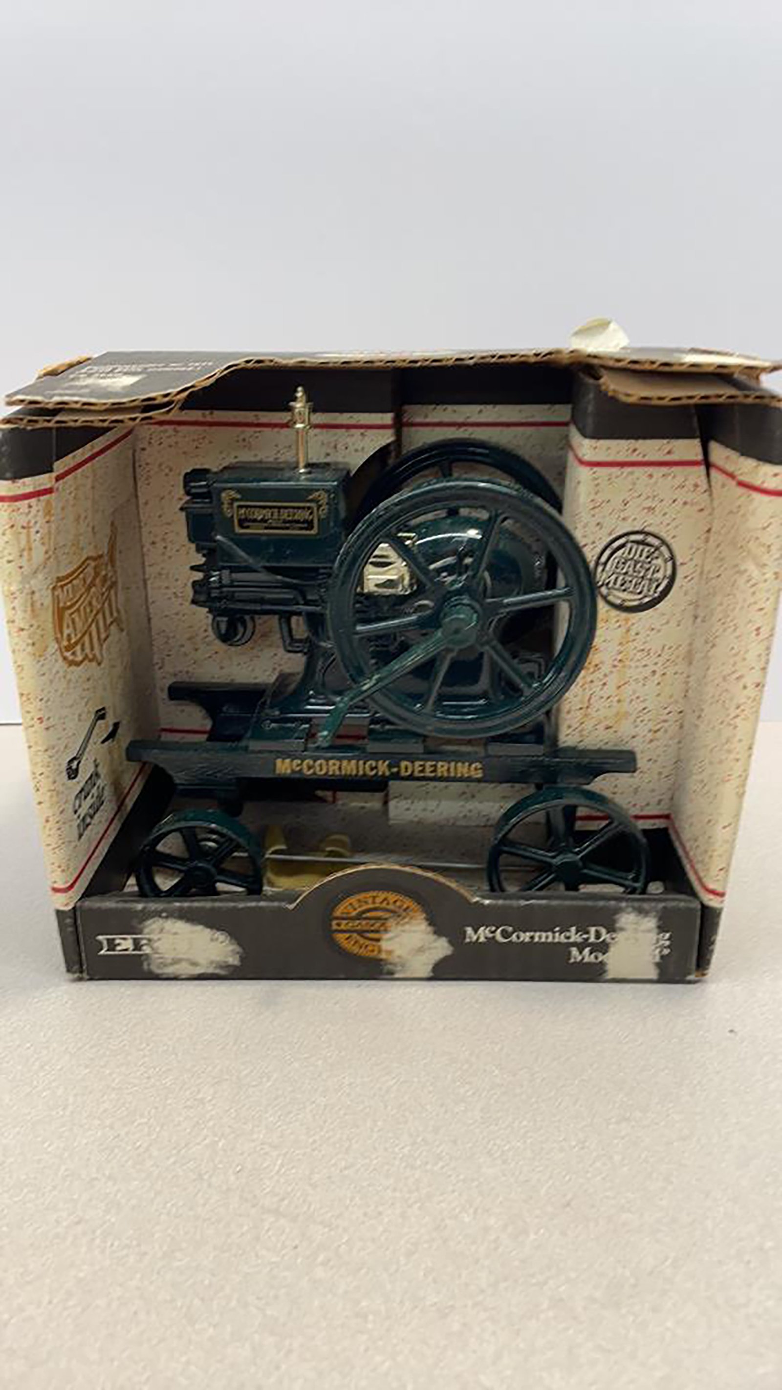 Property photo 309 - AREA COLLECTORS ONLINE ONLY AUCTION IN FORT WAYNE, IN