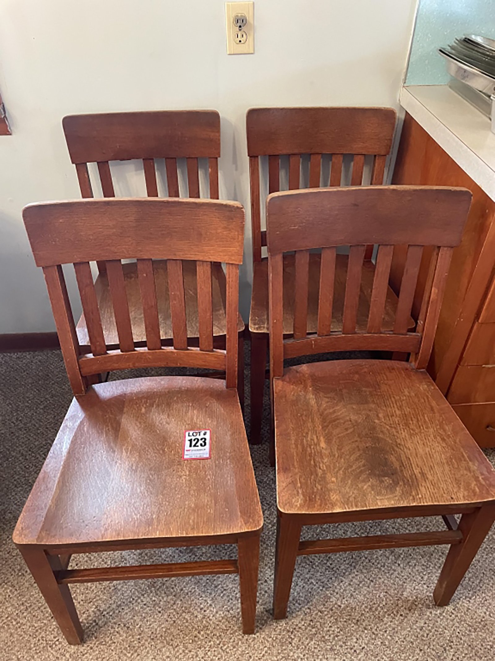 Property photo 28 - TIMED ONLINE ONLY - PERSONAL PROPERTY AUCTION IN WHITLEY COUNTY, IN