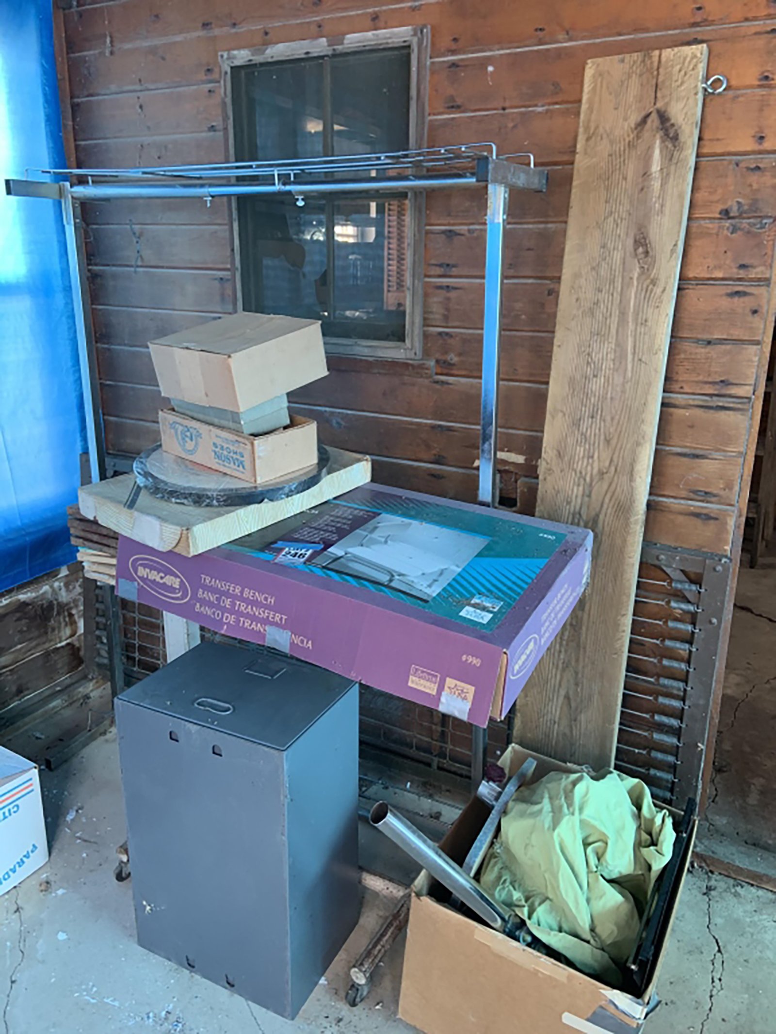 Property photo 167 - TIMED ONLINE ONLY - PERSONAL PROPERTY AUCTION IN WHITLEY COUNTY, IN