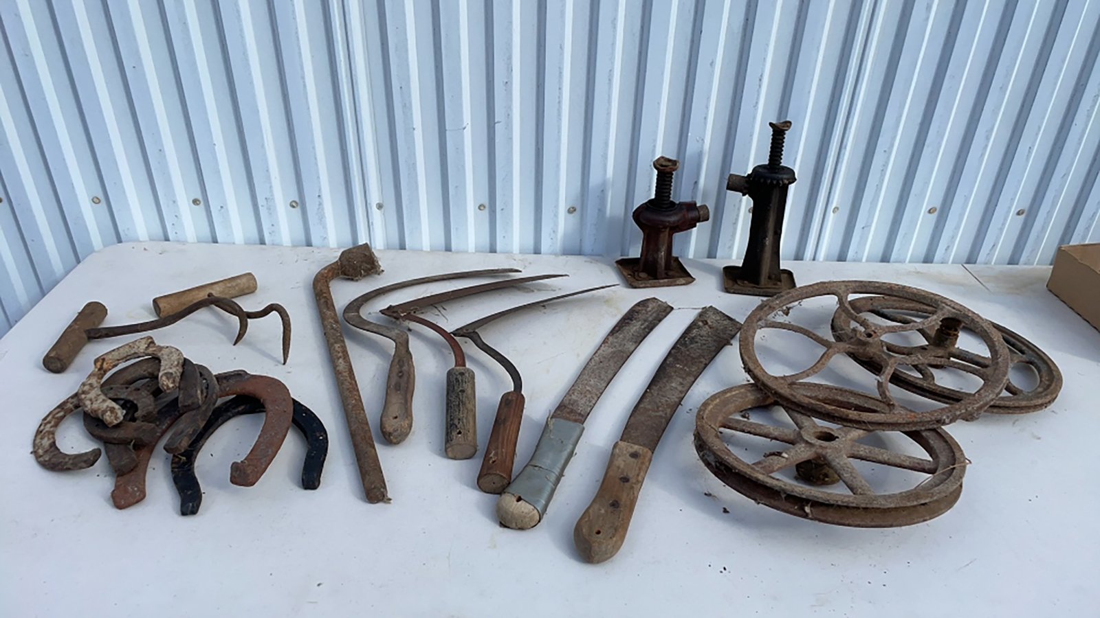 Property photo 184 - TIMED ONLINE ONLY - PERSONAL PROPERTY AUCTION IN WHITLEY COUNTY, IN