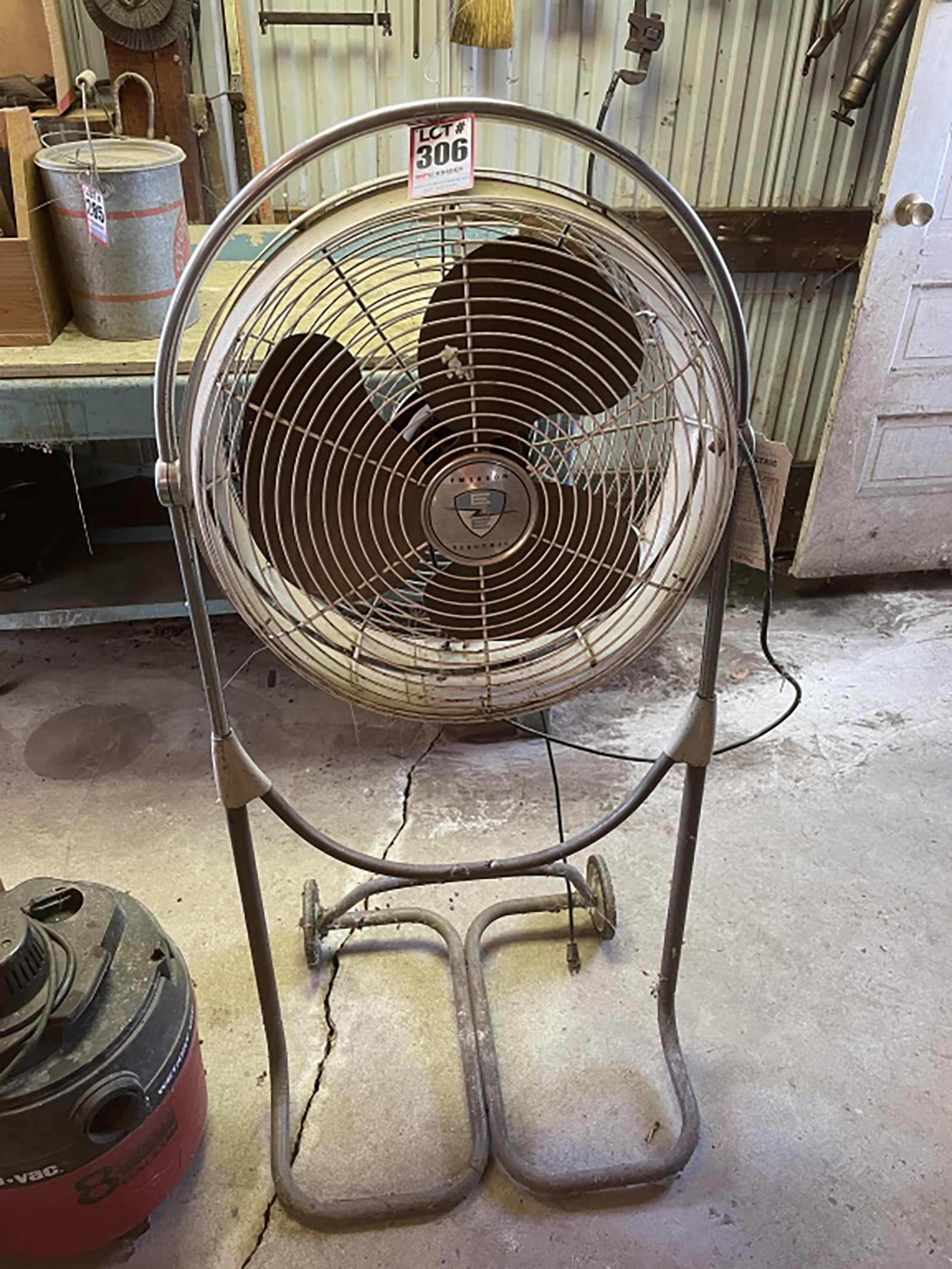 Property photo 231 - TIMED ONLINE ONLY - PERSONAL PROPERTY AUCTION IN WHITLEY COUNTY, IN