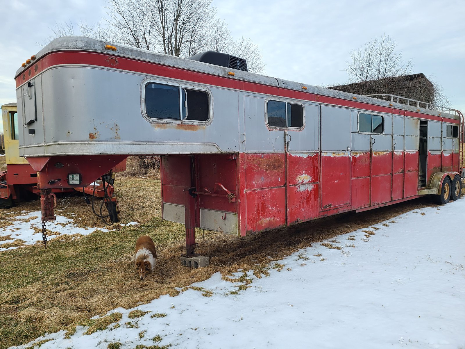 Property photo 81 - FARM EQUIPMENT AUCTION IN PAW PAW, MICHIGAN