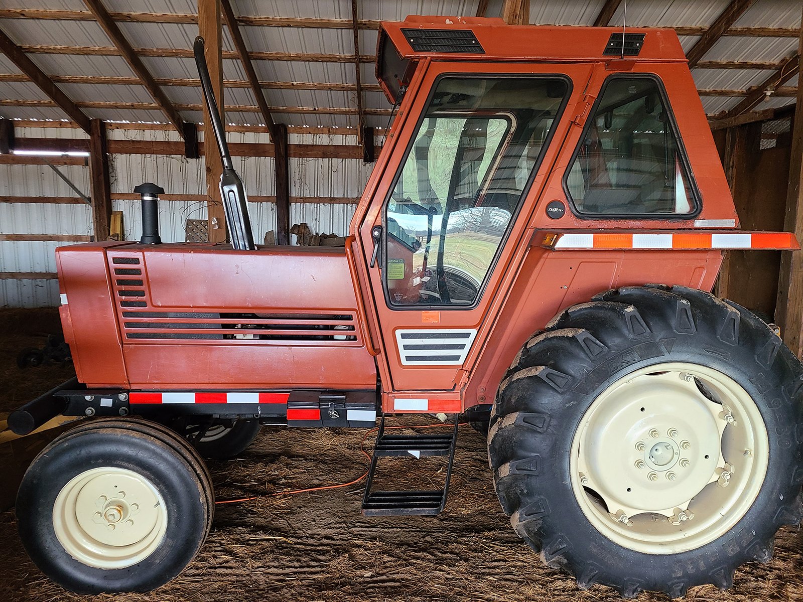 Property photo 77 - FARM EQUIPMENT AUCTION IN PAW PAW, MICHIGAN