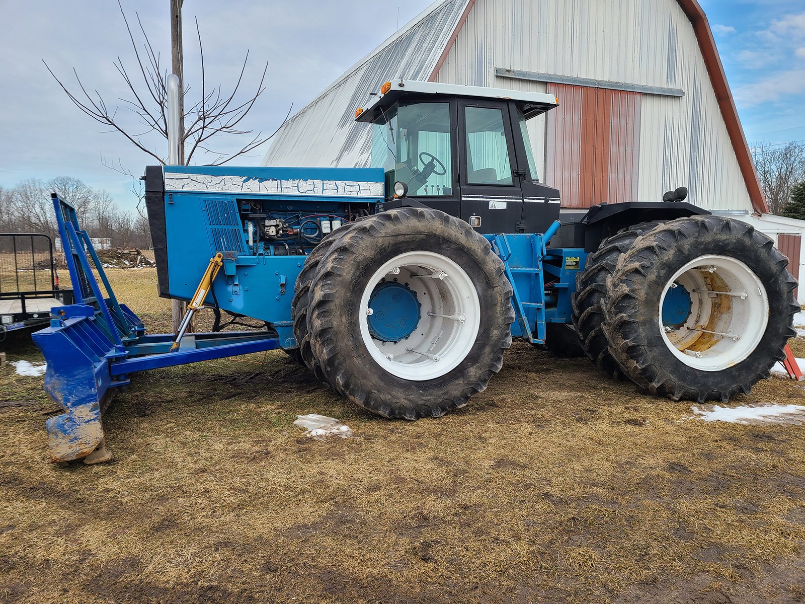Property photo 21 - FARM EQUIPMENT AUCTION IN PAW PAW, MICHIGAN