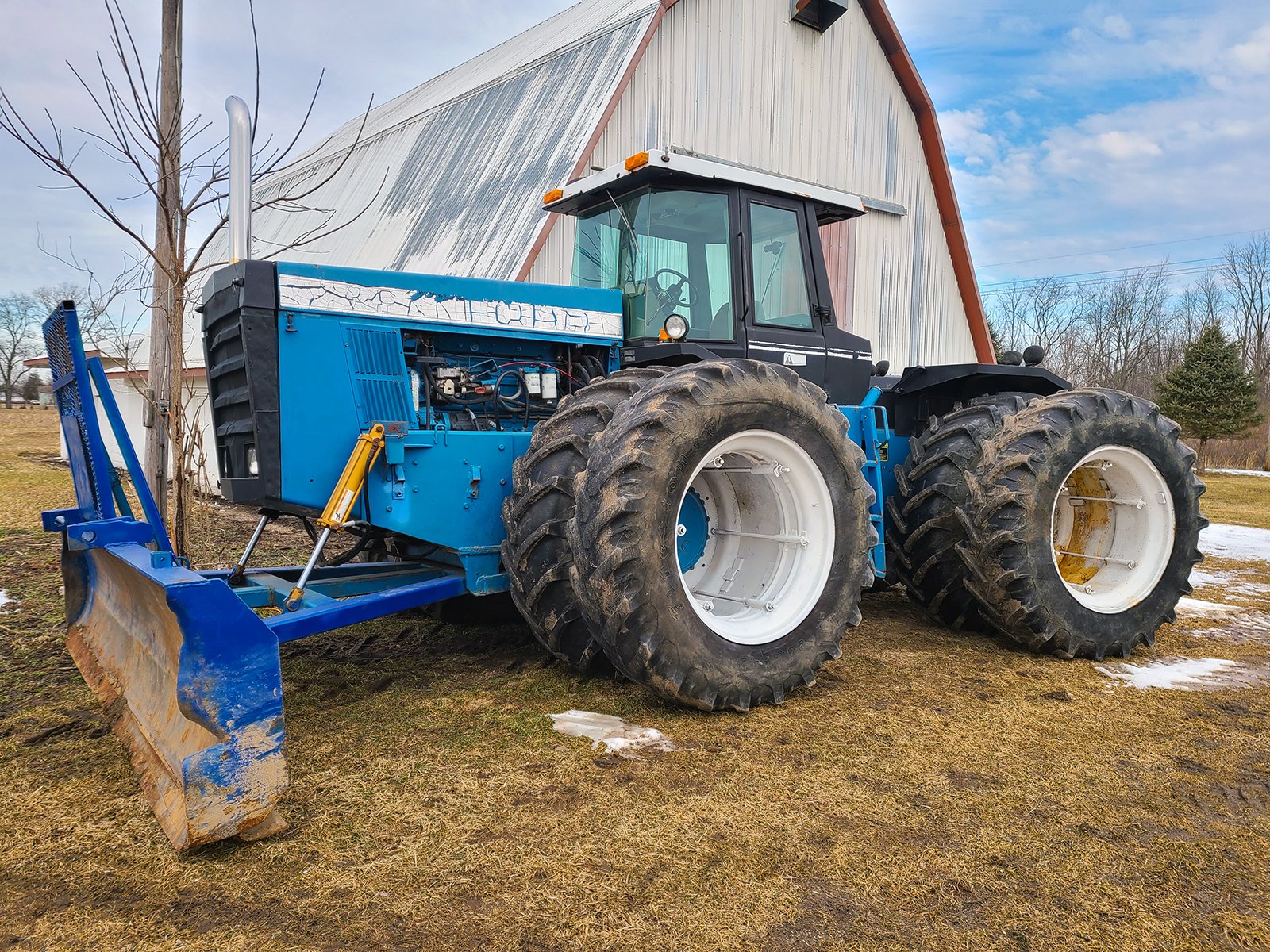 Property photo 1 - FARM EQUIPMENT AUCTION IN PAW PAW, MICHIGAN