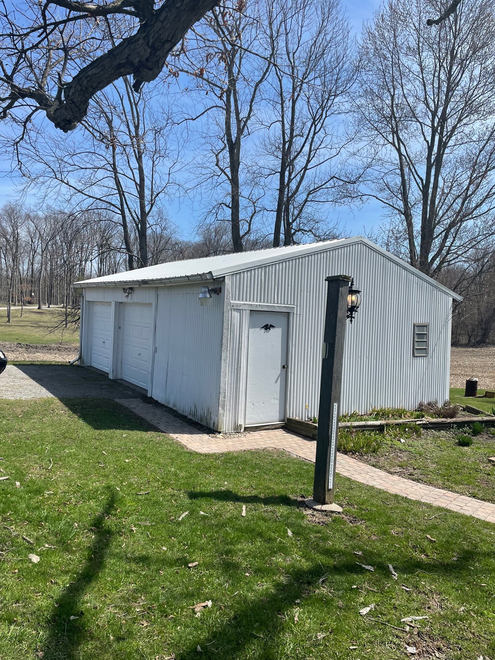 Property photo 3 - TIMED ONLINE ONLY REAL ESTATE AUCTION 1.84 +/- ACRES OFFERED IN 1 TRACT IN WHITLEY COUNTY, IN