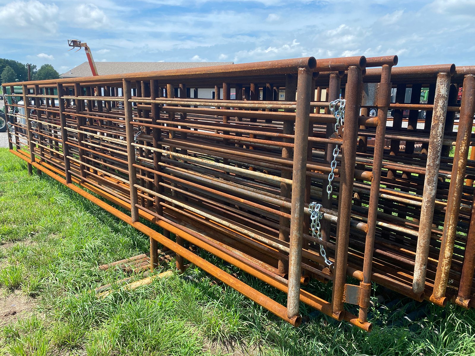 Property photo 3 - TIMED ONLINE ONLY AUGUST CONSIGNMENT AUCTION