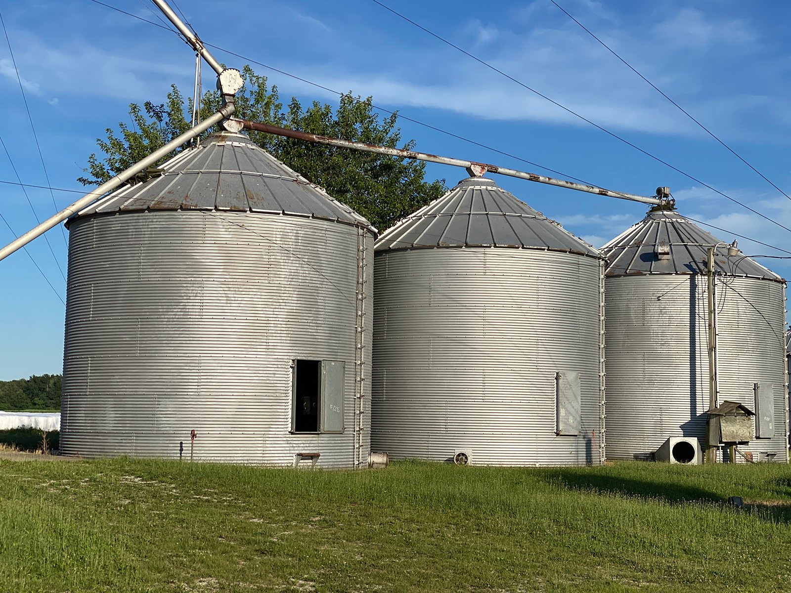 Property photo 1 - TIMED ONLINE ONLY AUGUST CONSIGNMENT AUCTION