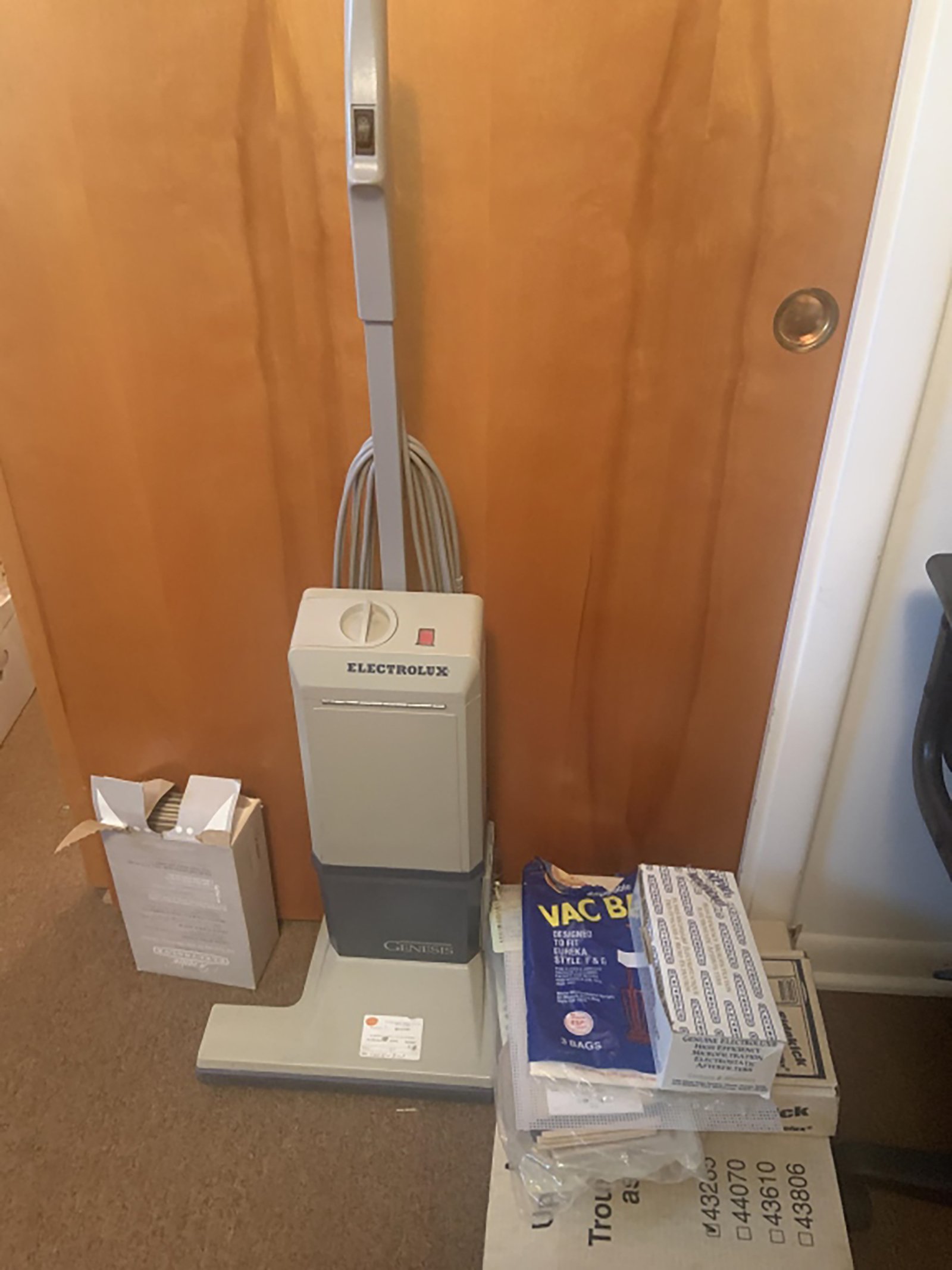 Property photo 94 - TIMED ONLINE ONLY PERSONAL PROPERTY AUCTION IN ALLEN COUNTY, IN