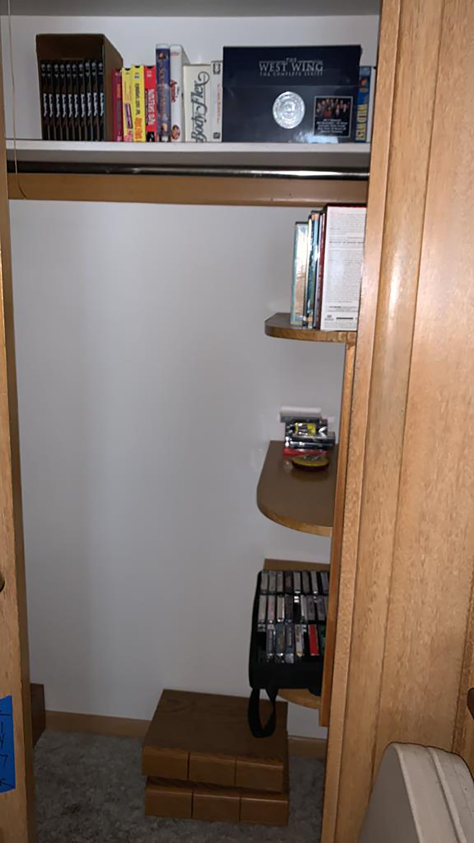 Property photo 152 - TIMED ONLINE ONLY PERSONAL PROPERTY AUCTION IN ALLEN COUNTY, IN