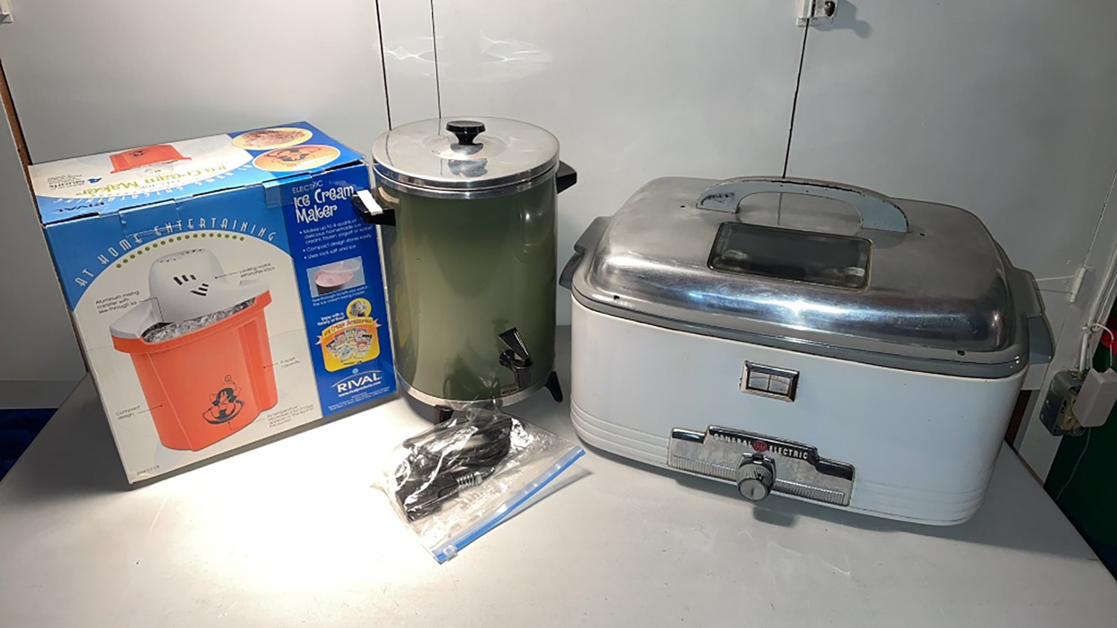 Property photo 228 - TIMED ONLINE ONLY PERSONAL PROPERTY AUCTION IN ALLEN COUNTY, IN