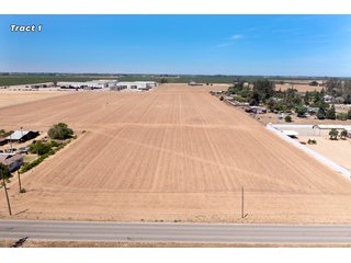 Property photo 1 - IMPORTANT REAL ESTATE AUCTION - 23.45 +/- ACRES IN 3 TRACTS, AS PART OF A 36.61+/- ACRE AUCTION - FRESNO COUNTY, CA