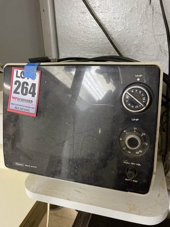 Property photo 186 - TIMED ONLINE ONLY PERSONAL PROPERTY AUCTION IN ALLEN COUNTY, INDIANA