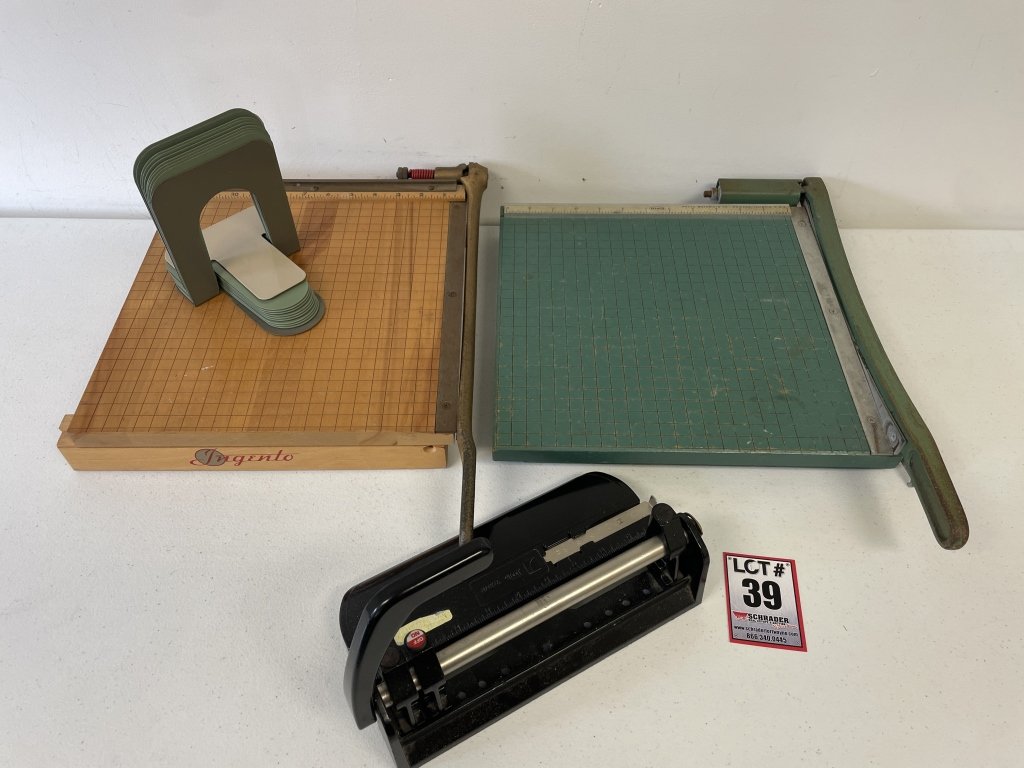 Property photo 300 - TIMED ONLINE ONLY PERSONAL PROPERTY AUCTION IN ALLEN COUNTY, INDIANA