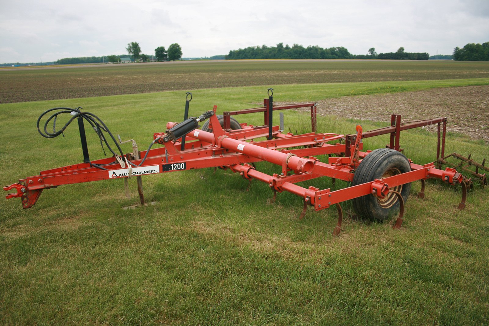 Property photo 40 - FARM EQUIPMENT AUCTION IN WELLS COUNTY, IN
