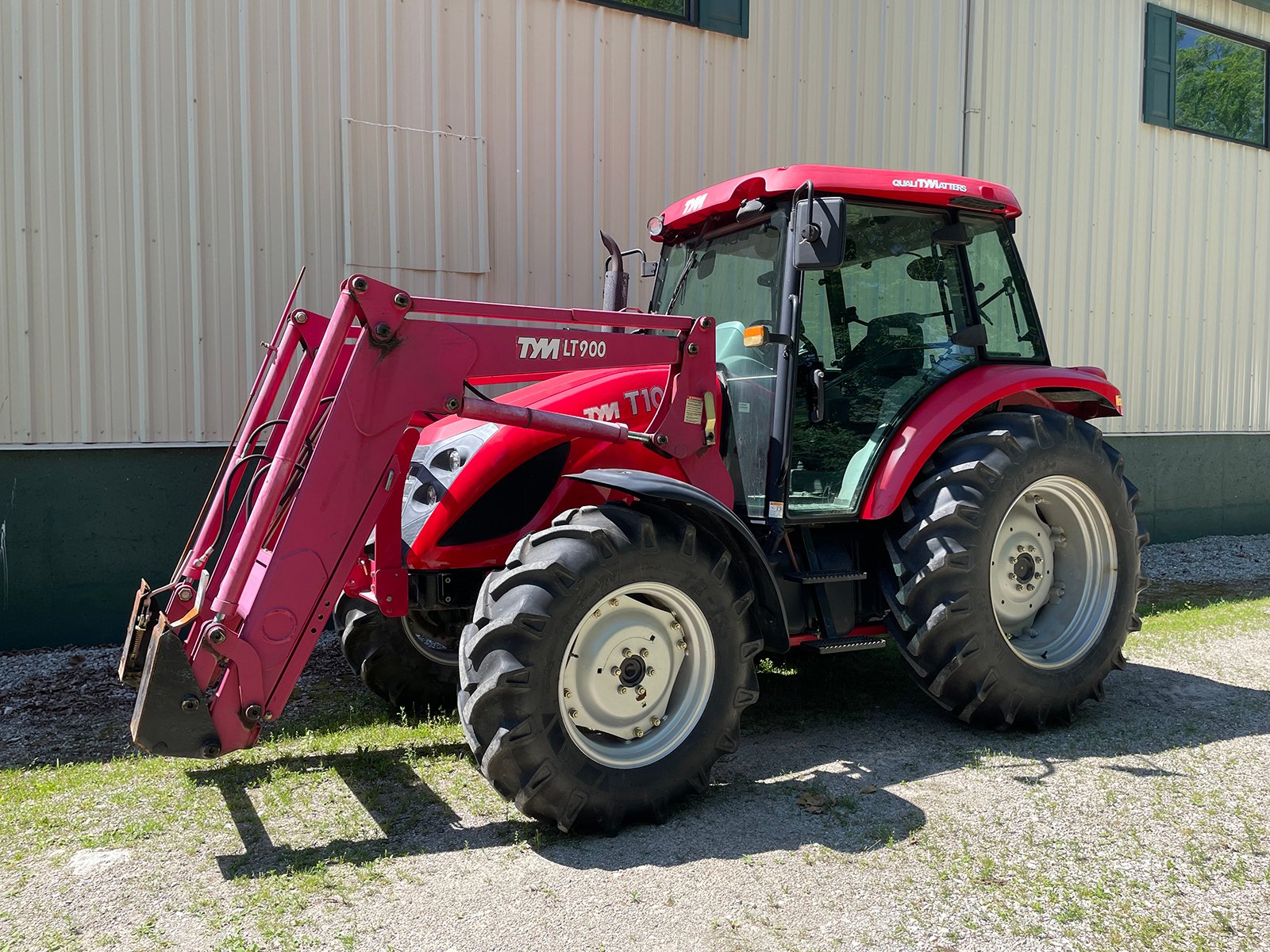 Property photo 1 - TIMED ONLINE ONLY FARM EQUIPMENT AND PERSONAL PROPERTY AUCTION IN WOOD COUNTY, OH