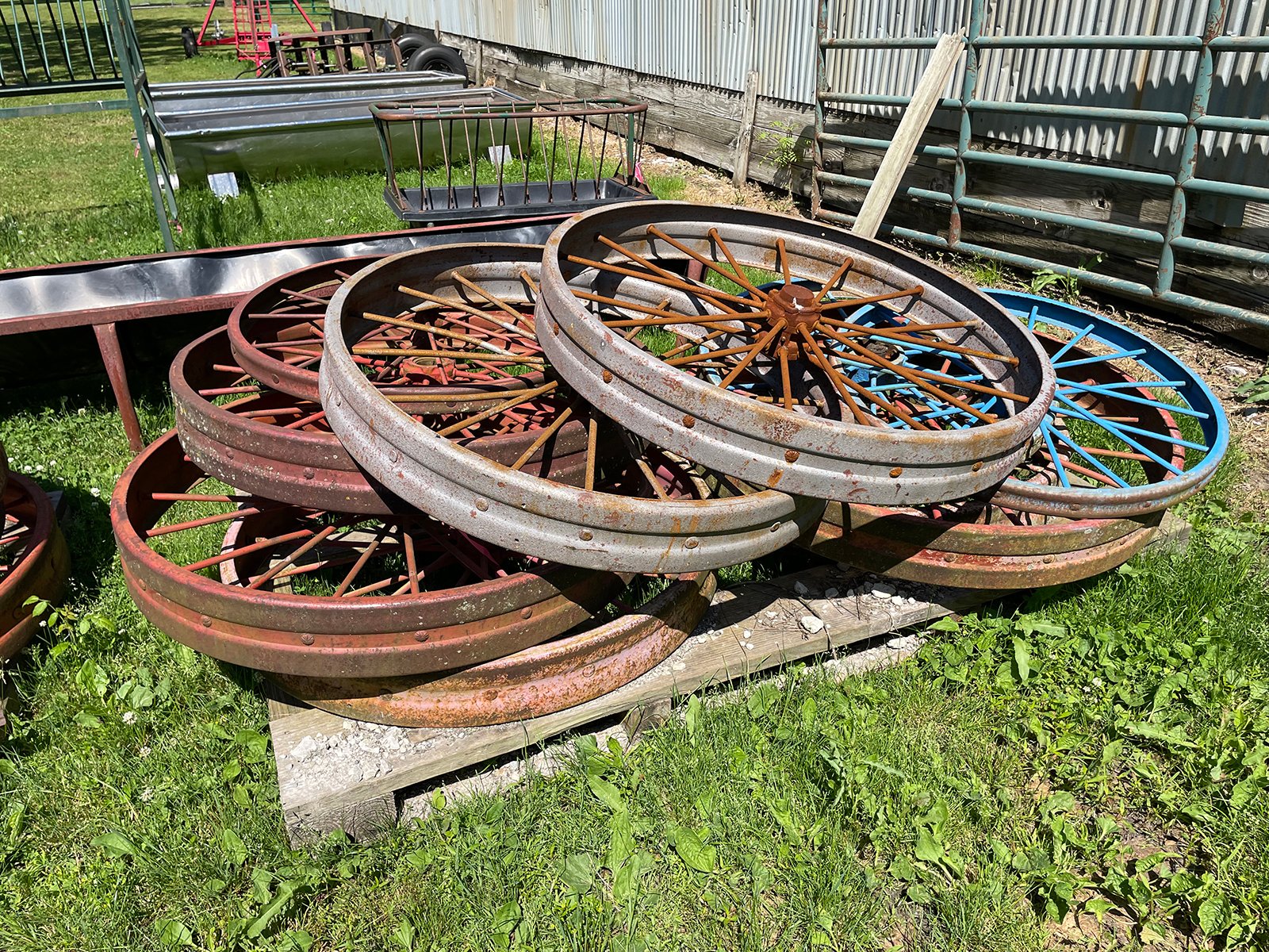 Property photo 28 - TIMED ONLINE ONLY FARM EQUIPMENT AND PERSONAL PROPERTY AUCTION IN WOOD COUNTY, OH