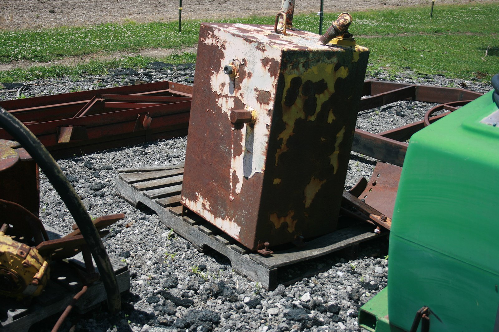 Property photo 52 - FARM EQUIPMENT AUCTION IN PAULDING COUNTY, OH