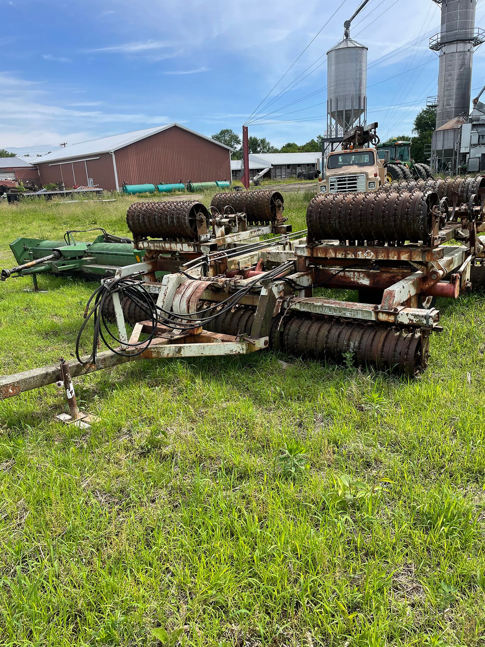 Property photo 22 - FARM EQUIPMENT AUCTION IN BRANCH & CALHOUN COUNTIES, MICHIGAN