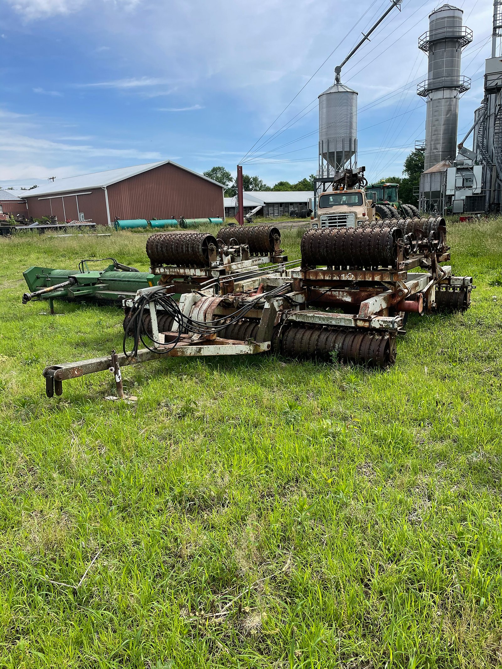 Property photo 24 - FARM EQUIPMENT AUCTION IN BRANCH & CALHOUN COUNTIES, MICHIGAN