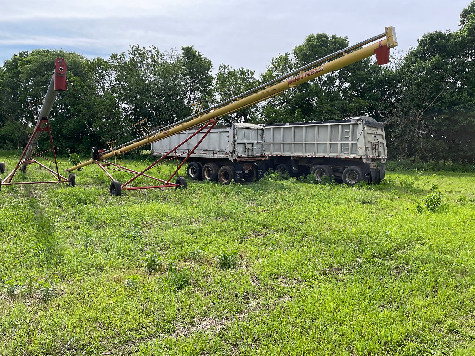 Property photo 33 - FARM EQUIPMENT AUCTION IN BRANCH & CALHOUN COUNTIES, MICHIGAN