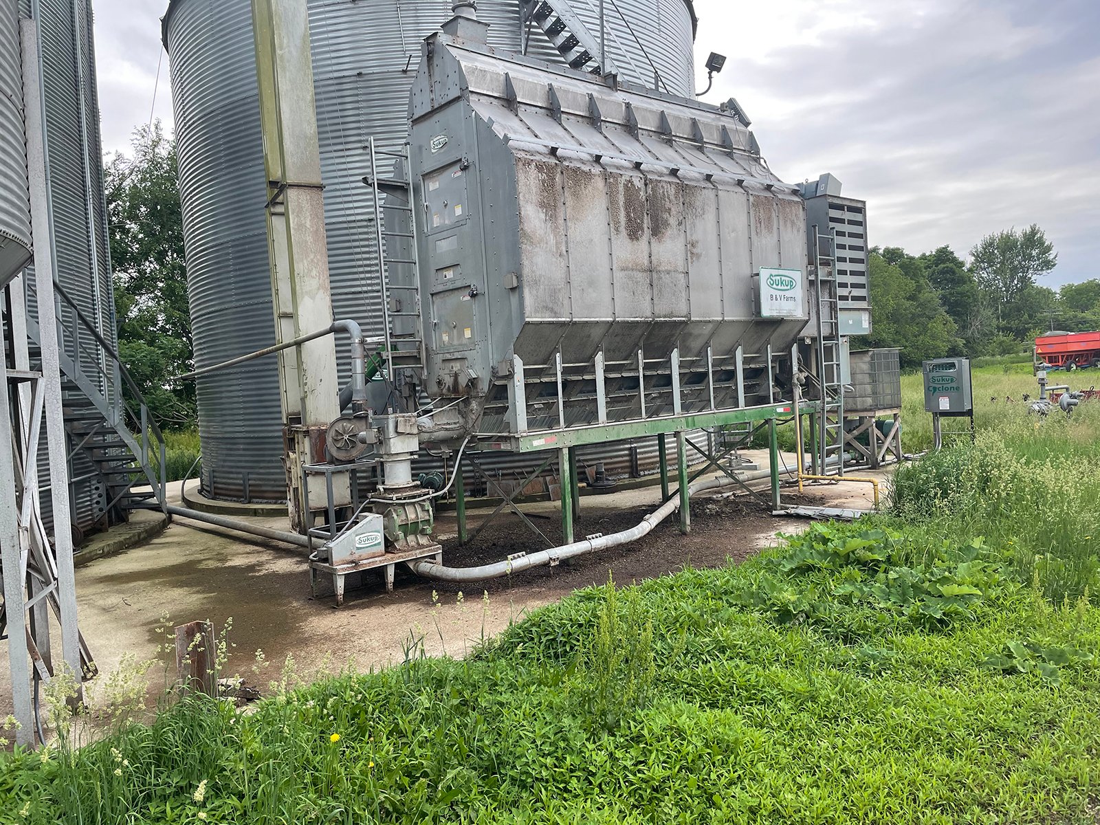 Property photo 43 - FARM EQUIPMENT AUCTION IN BRANCH & CALHOUN COUNTIES, MICHIGAN