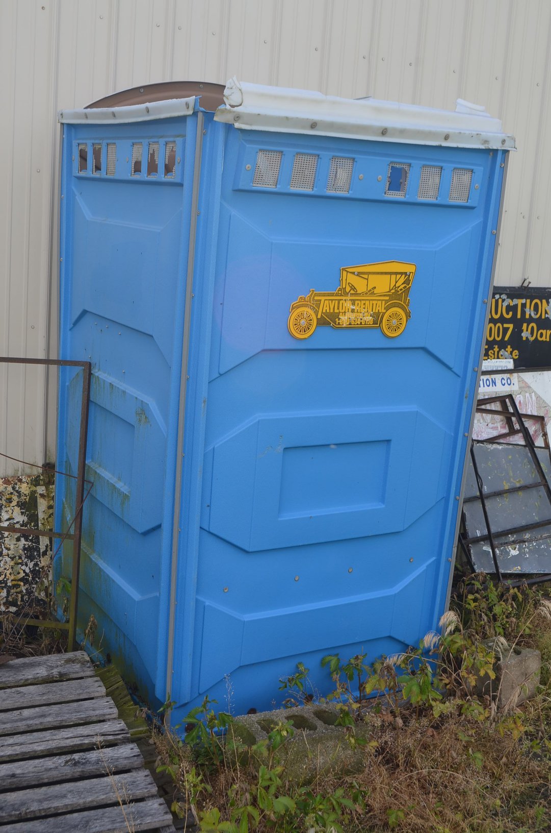 Property photo 22 - FARM EQUIPMENT AUCTION IN DEKALB COUNTY, INDIANA
