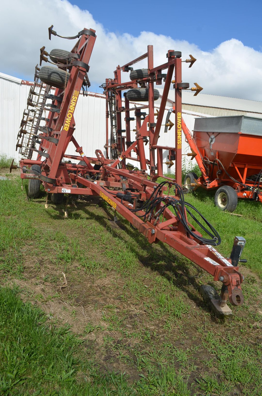 Property photo 41 - FARM EQUIPMENT AUCTION IN DEKALB COUNTY, INDIANA