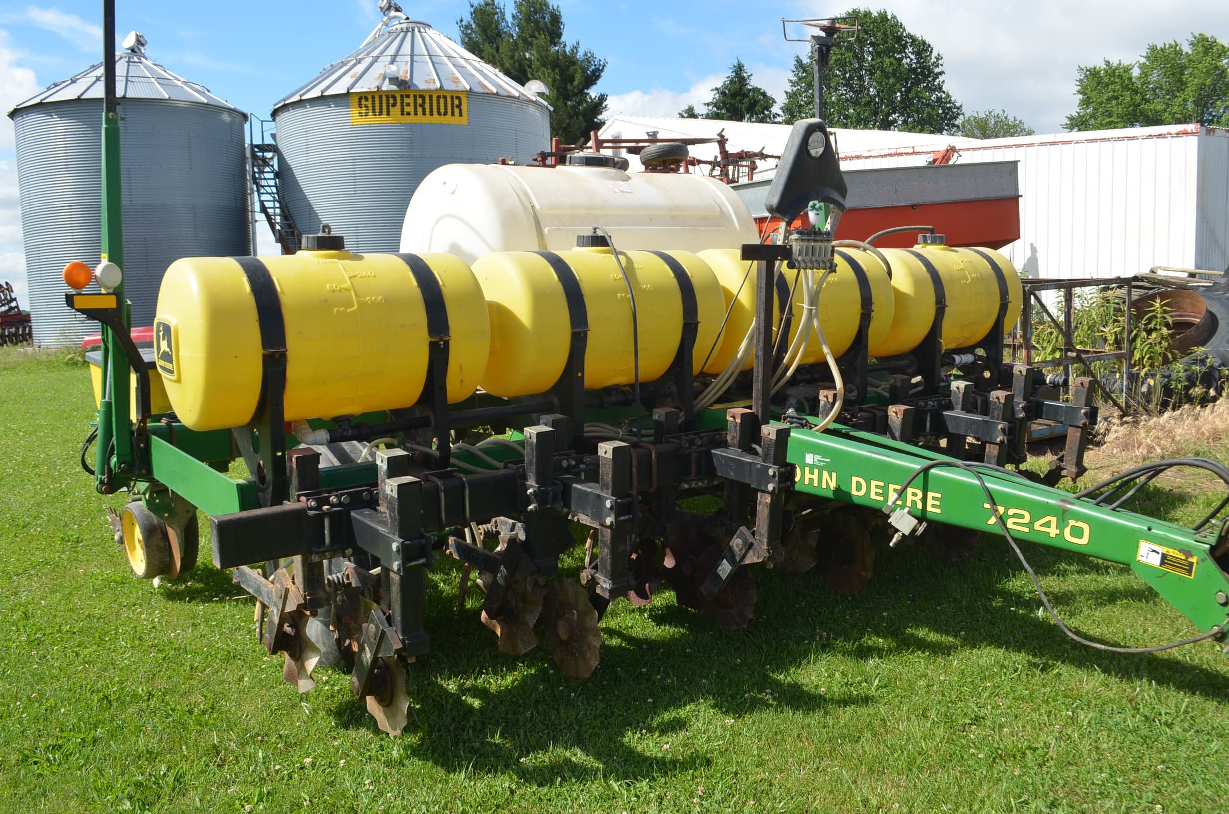 Property photo 46 - FARM EQUIPMENT AUCTION IN DEKALB COUNTY, INDIANA