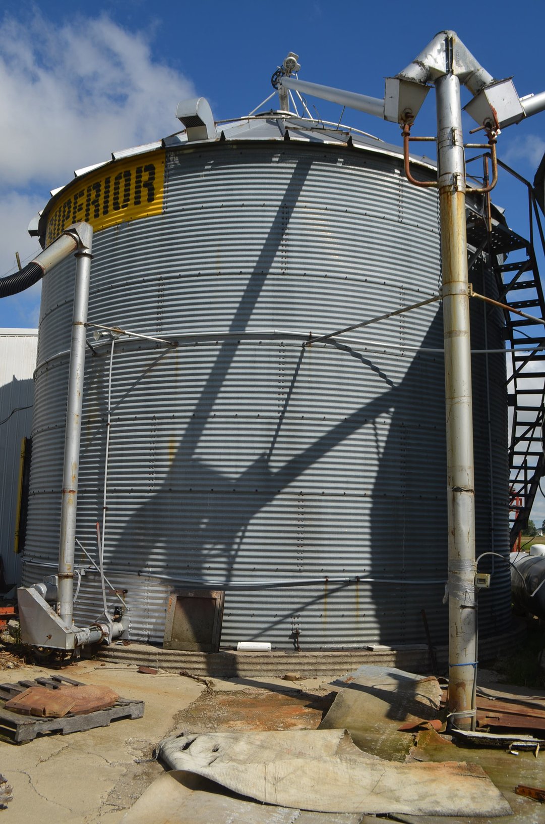 Property photo 61 - FARM EQUIPMENT AUCTION IN DEKALB COUNTY, INDIANA