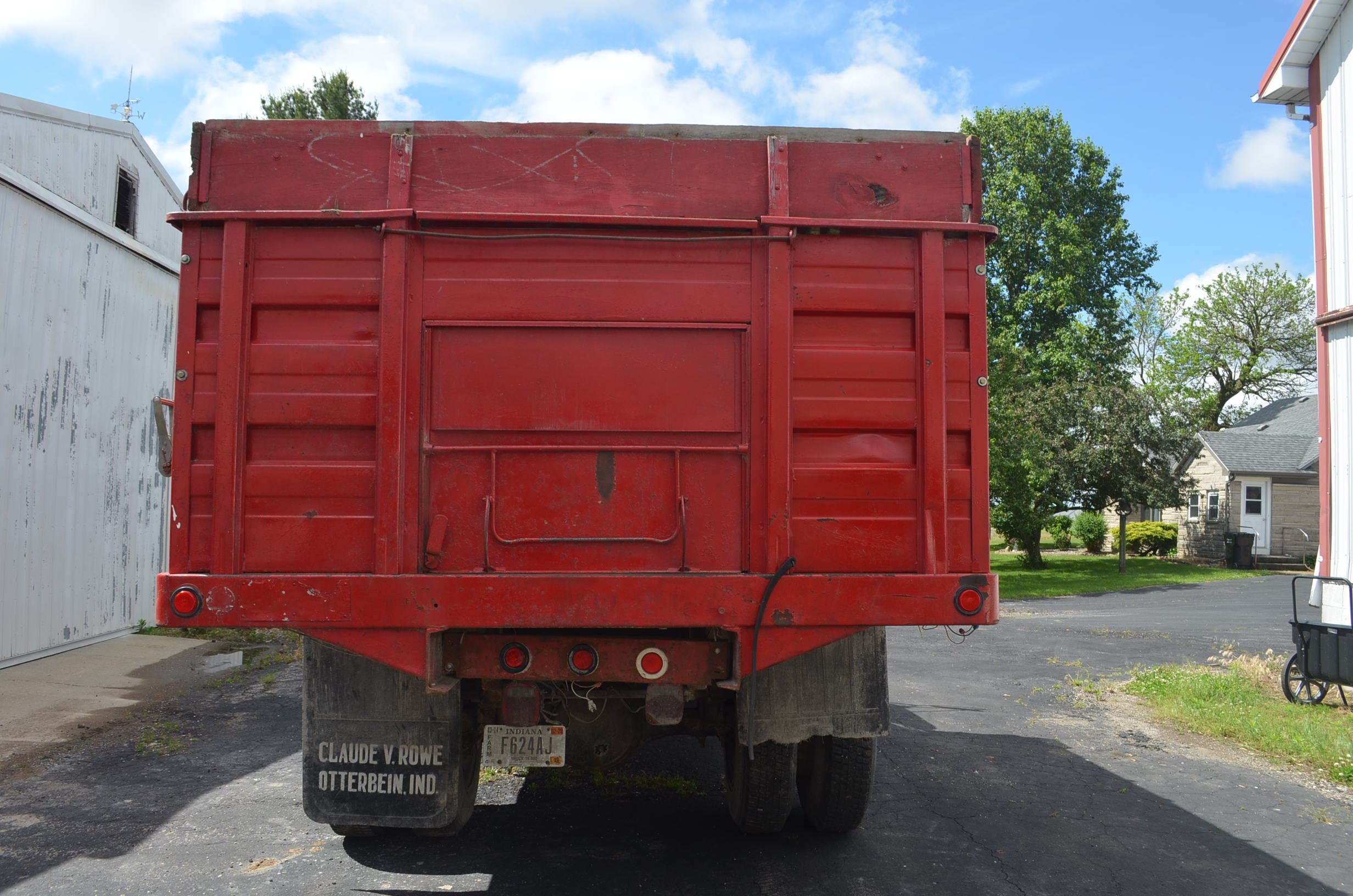Property photo 93 - FARM EQUIPMENT AUCTION IN DEKALB COUNTY, INDIANA