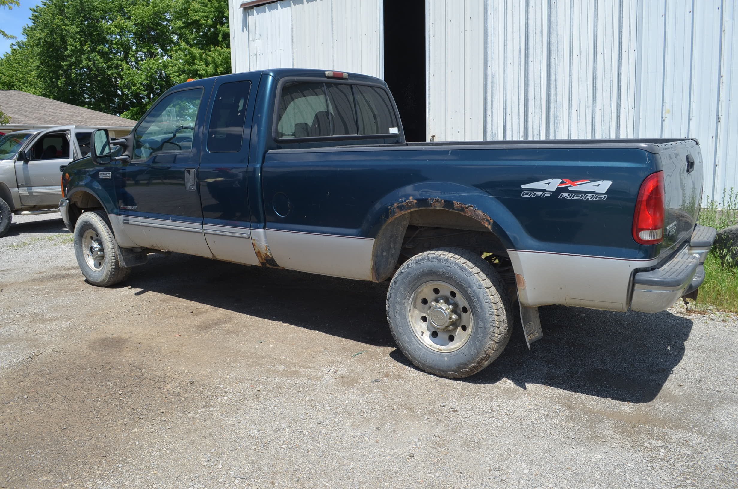 Property photo 99 - FARM EQUIPMENT AUCTION IN DEKALB COUNTY, INDIANA
