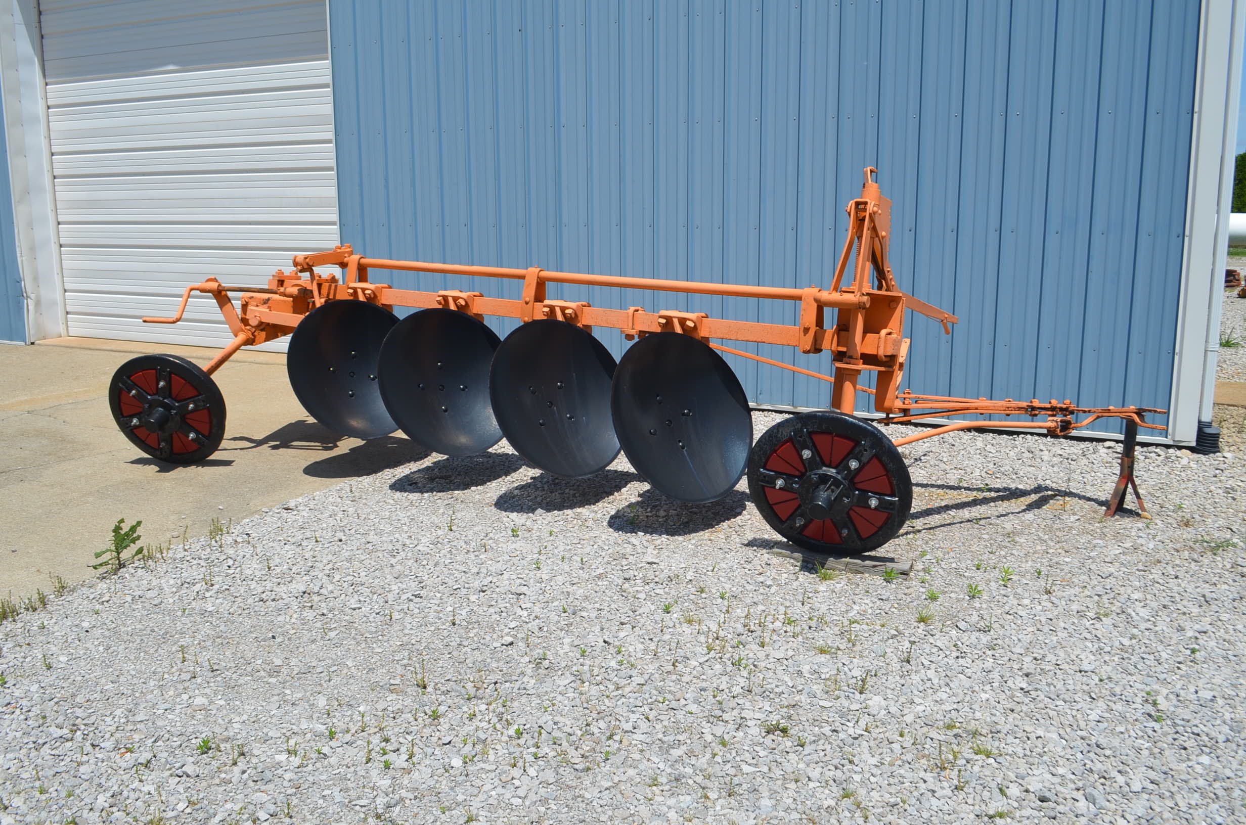 Property photo 107 - FARM EQUIPMENT AUCTION IN DEKALB COUNTY, INDIANA