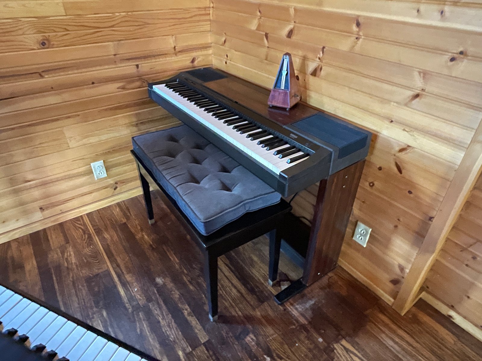 Property photo 20 - ONLINE ONLY - PERSONAL PROPERTY AUCTION - NOBLE COUNTY, IN