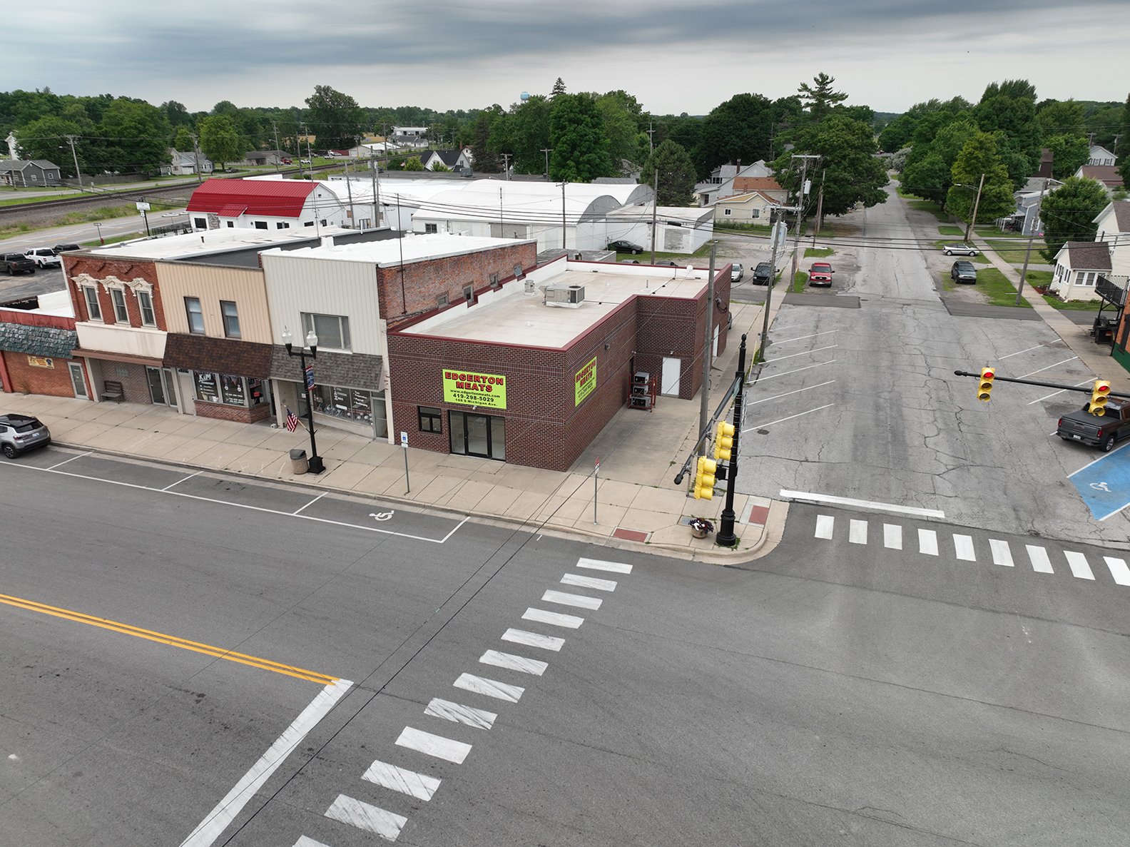 Property photo 3 - Sealed Bid Commercial Retail Property Auction in Edgerton, OH