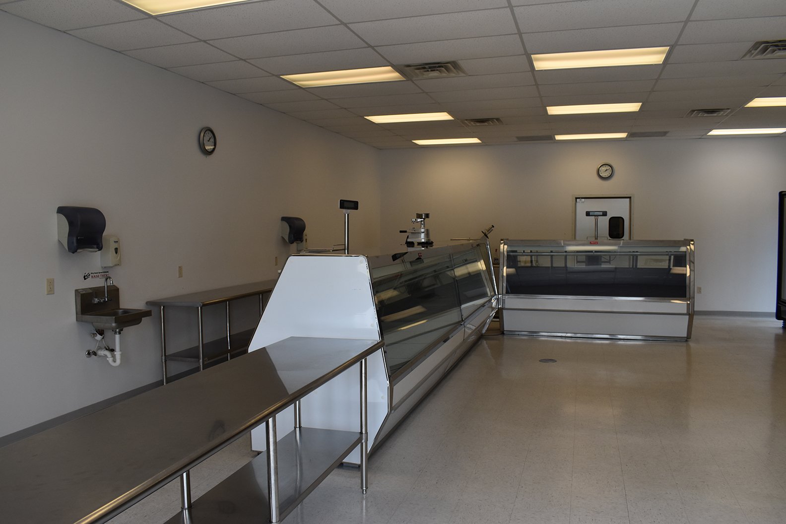 Property photo 4 - **POSTPONED** Timed Online Only Retail Meat Processing and Sales Equipment Auction in Edgerton, OH