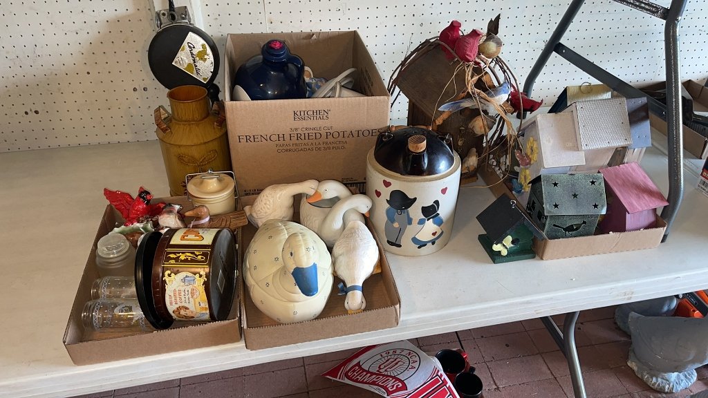 Property photo 11 - TIMED ONLINE ONLY PERSONAL PROPERTY AUCTION IN ALLEN COUNTY, INDIANA