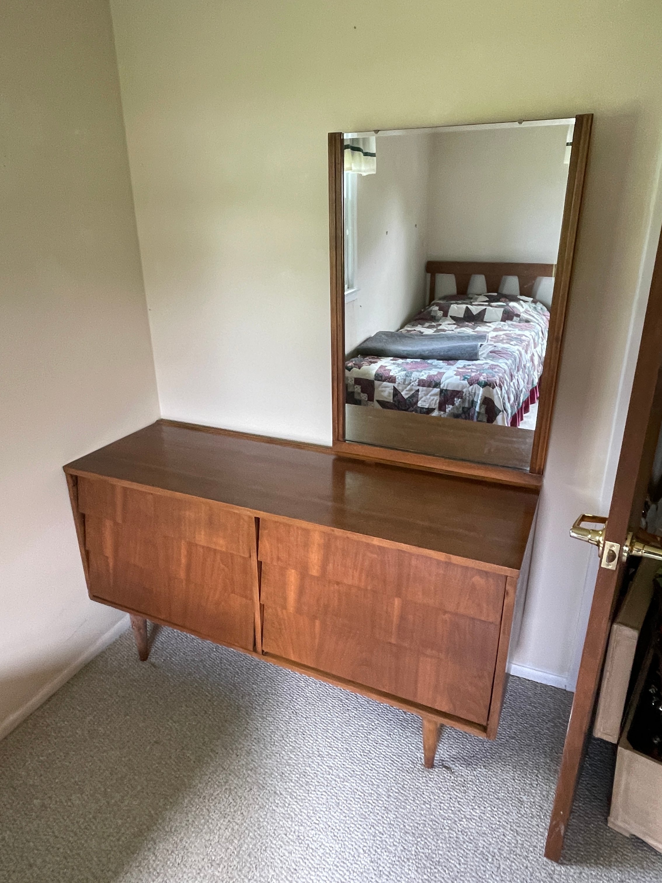 Property photo 25 - TIMED ONLINE ONLY PERSONAL PROPERTY AUCTION IN ALLEN COUNTY, INDIANA
