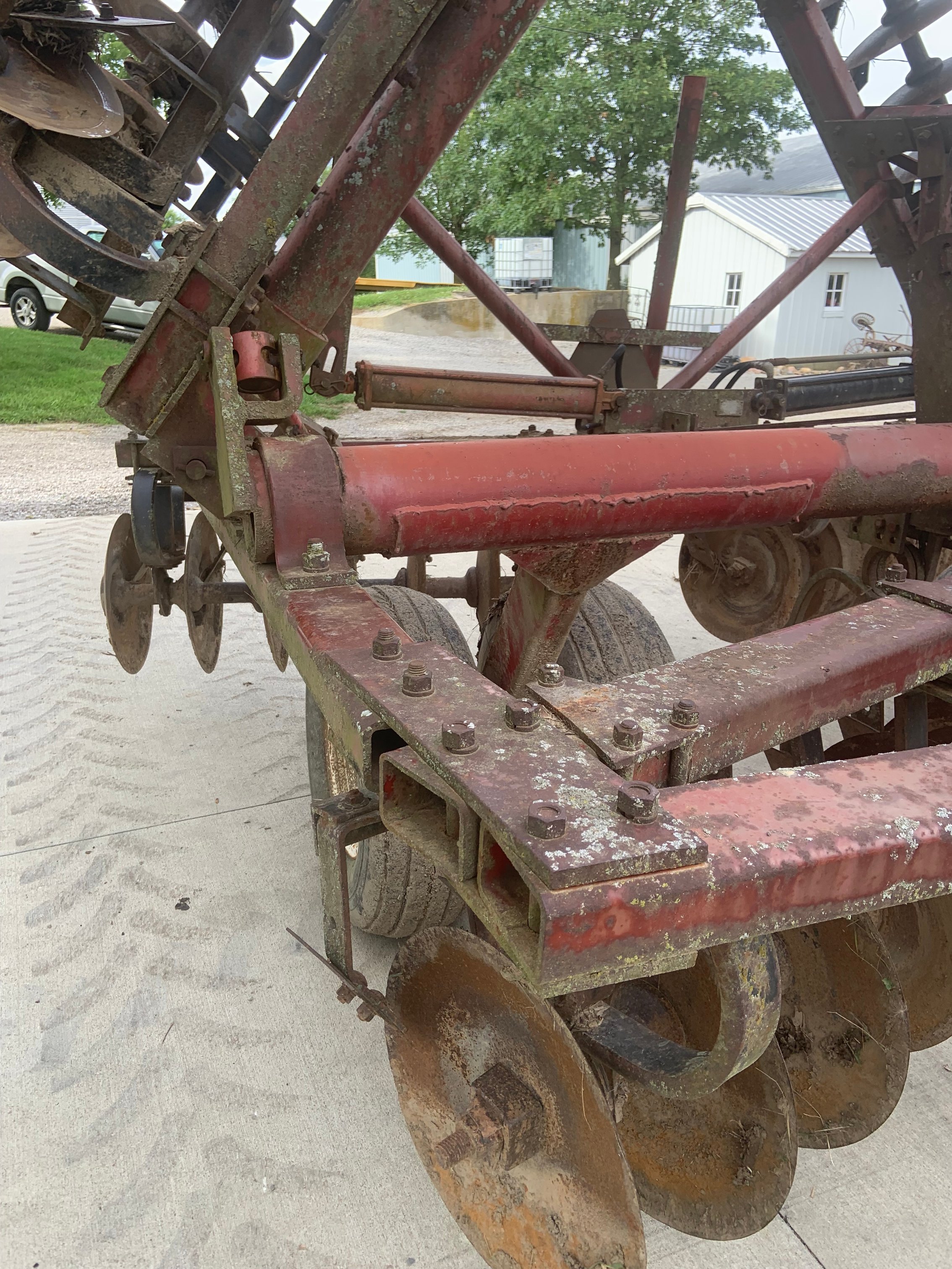 Property photo 551 - FARM EQUIPMENT AUCTION IN ALLEN COUNTY, INDIANA