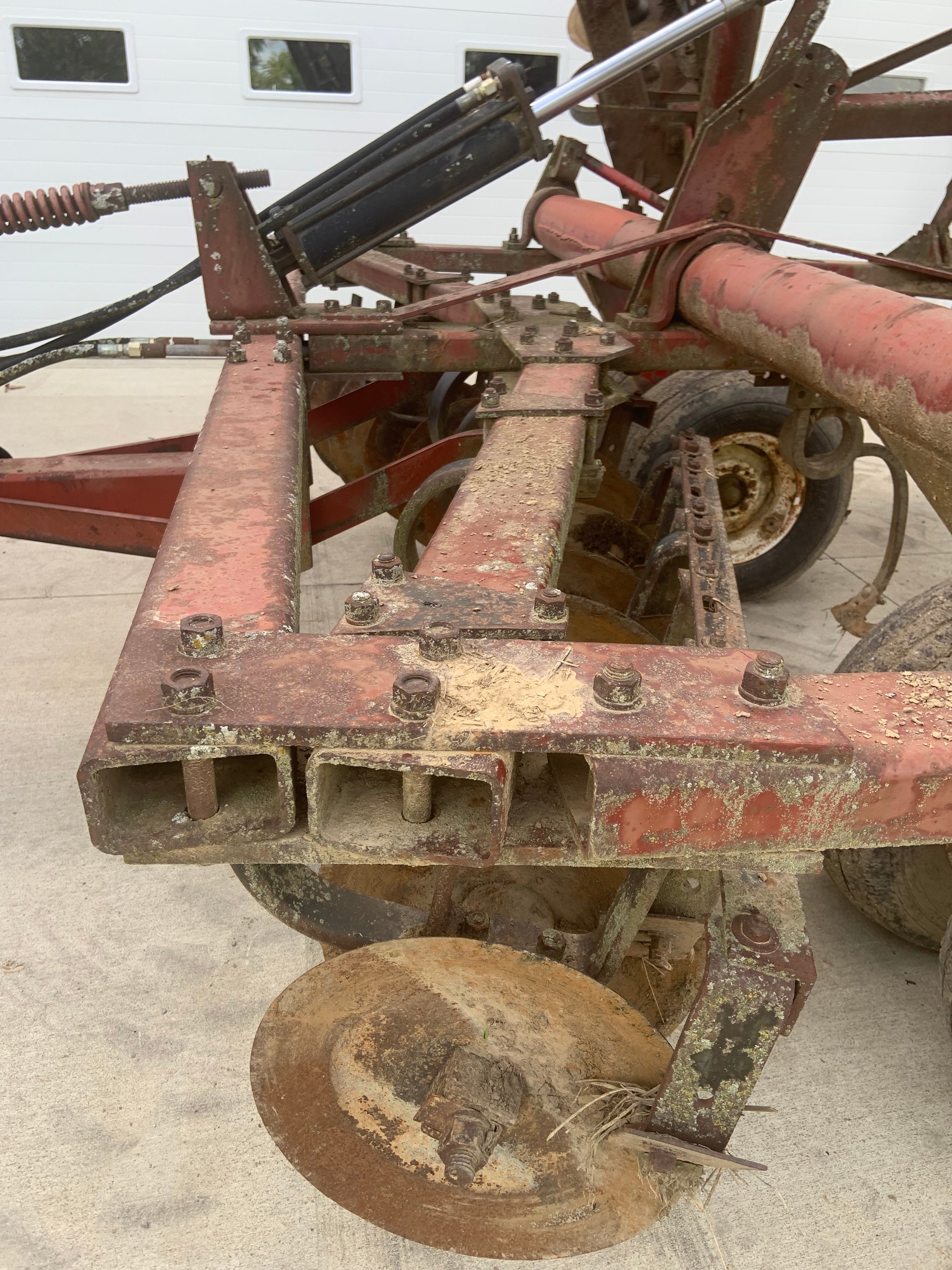 Property photo 558 - FARM EQUIPMENT AUCTION IN ALLEN COUNTY, INDIANA