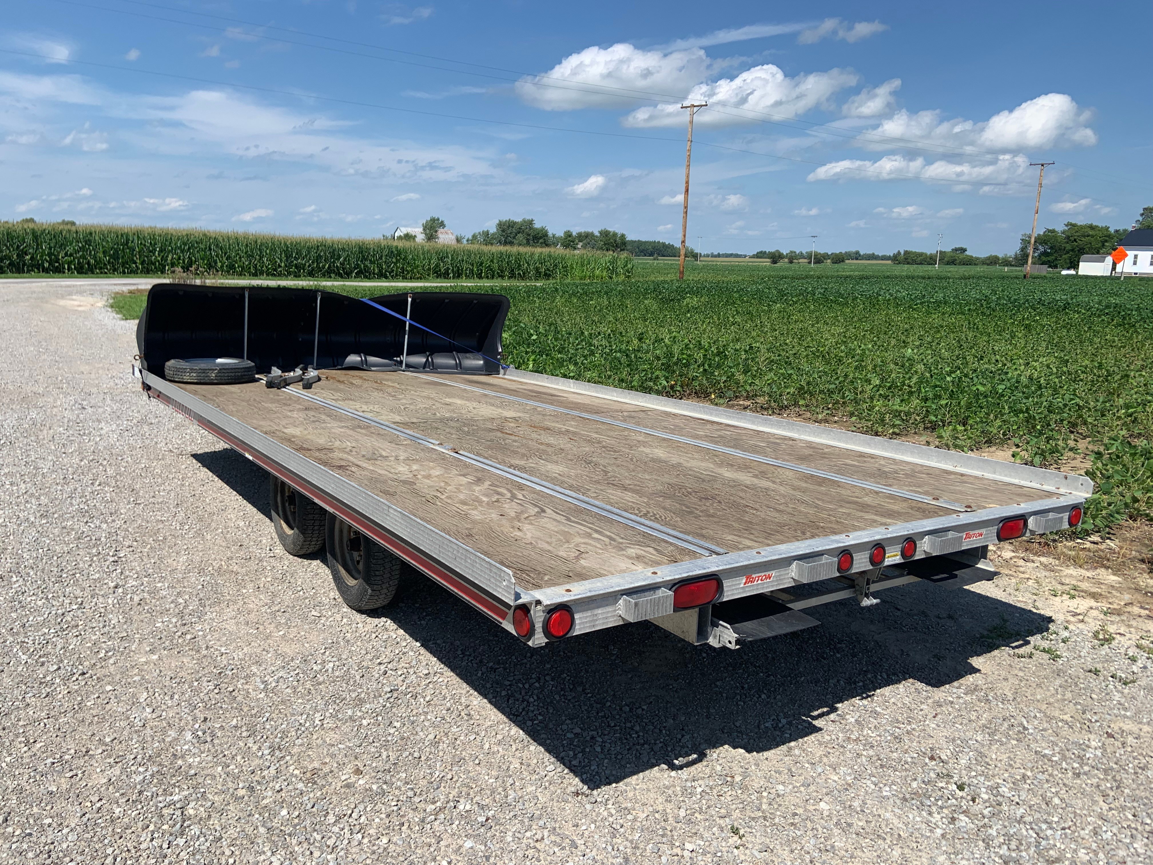Property photo 580 - FARM EQUIPMENT AUCTION IN ALLEN COUNTY, INDIANA